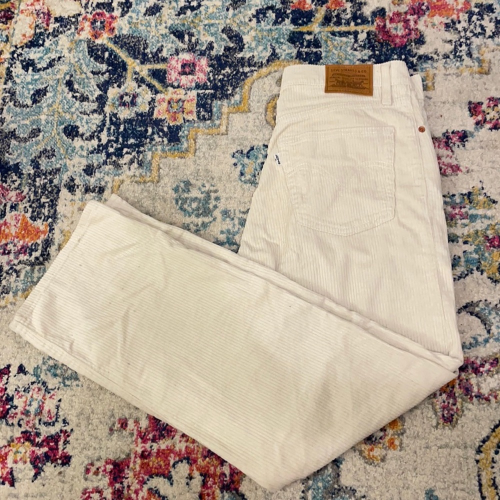 Levi’s Ribcage Straight Cream Cord Pants Size 29